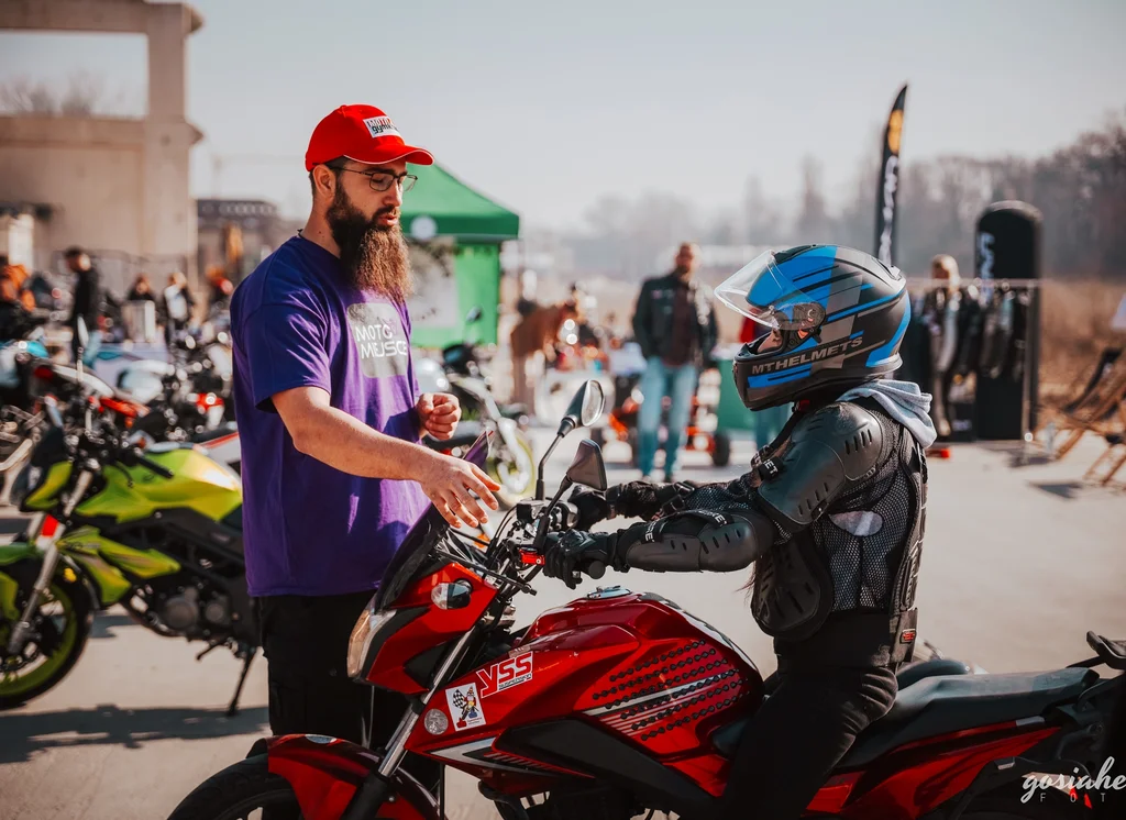 Pierwsze kroki na motocyklu 125 cm³