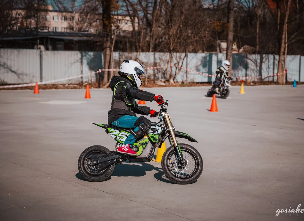 Poznajmy świat motocykli - zajęcia dla dzieci - zdjęcie 4